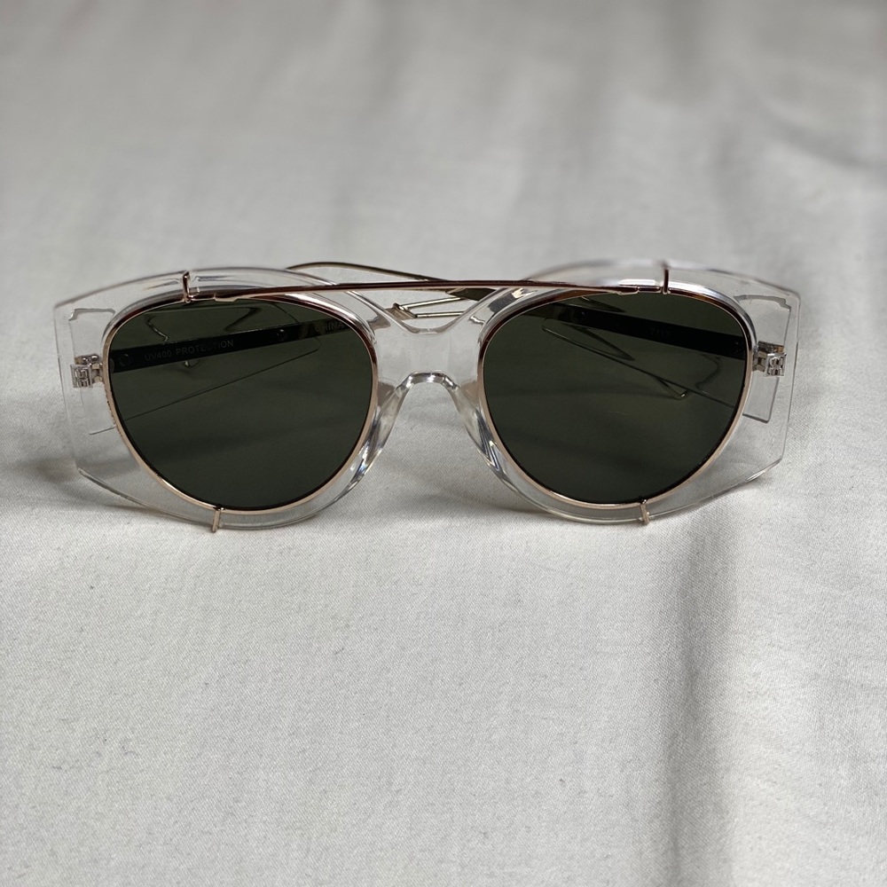 VINTAGE ROUNDED SUNGLASSES
